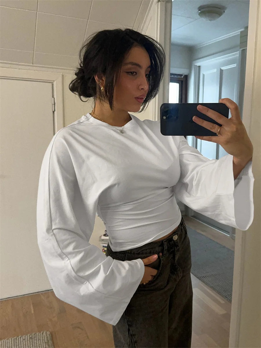 Women’s Slim Crop Top – Long Sleeve Casual Tee